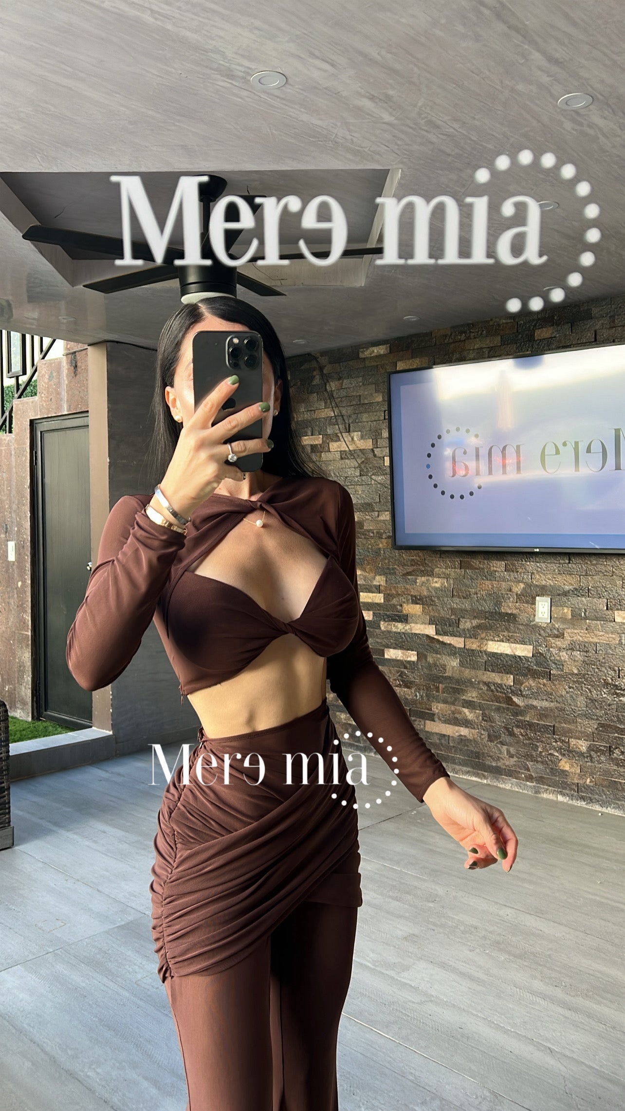 Conjunto cafe plisado pan