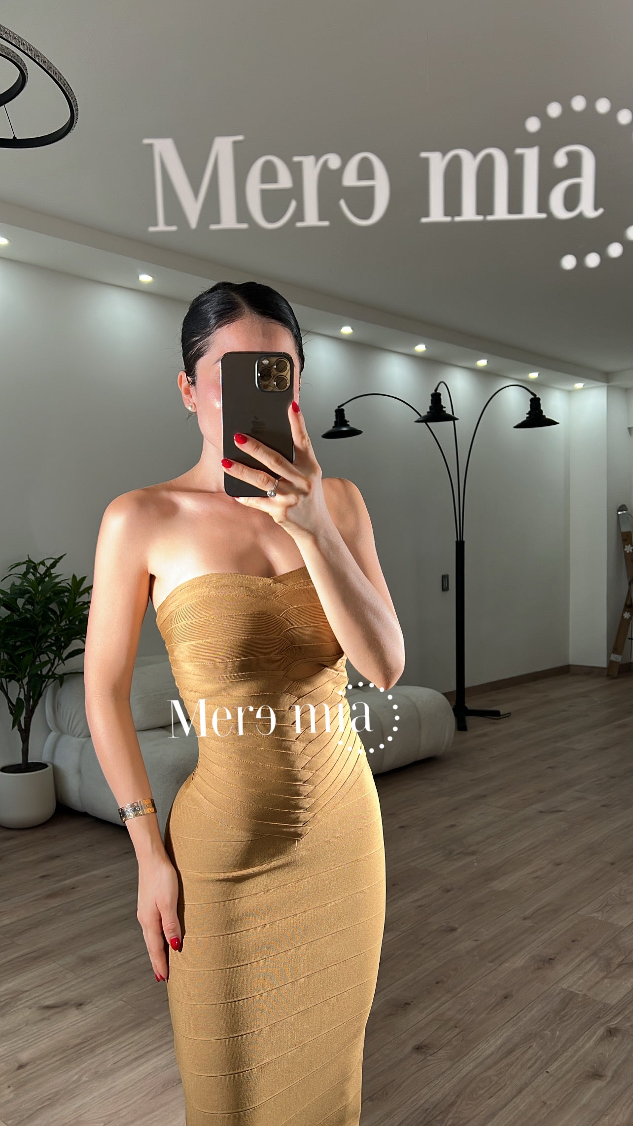 Vestido tiras fruncido largo