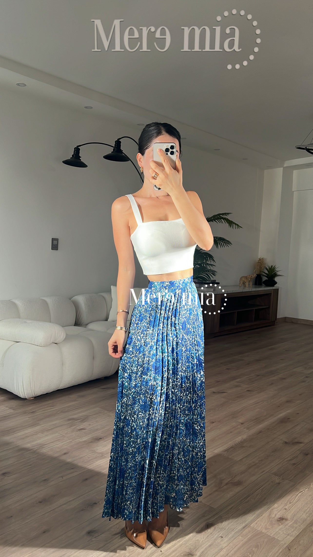 Falda plisada azul