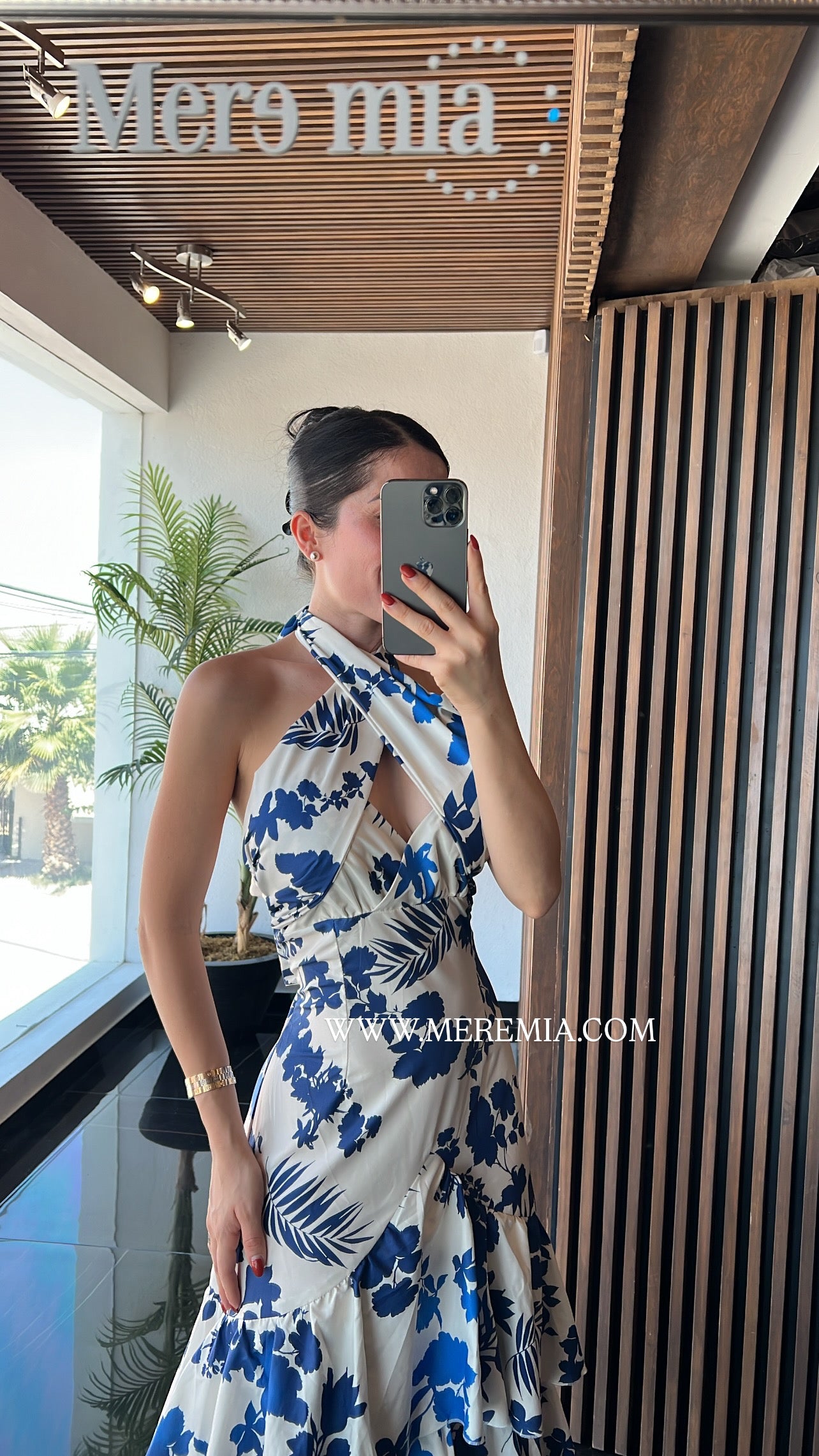 Vestido blanco flores olanes