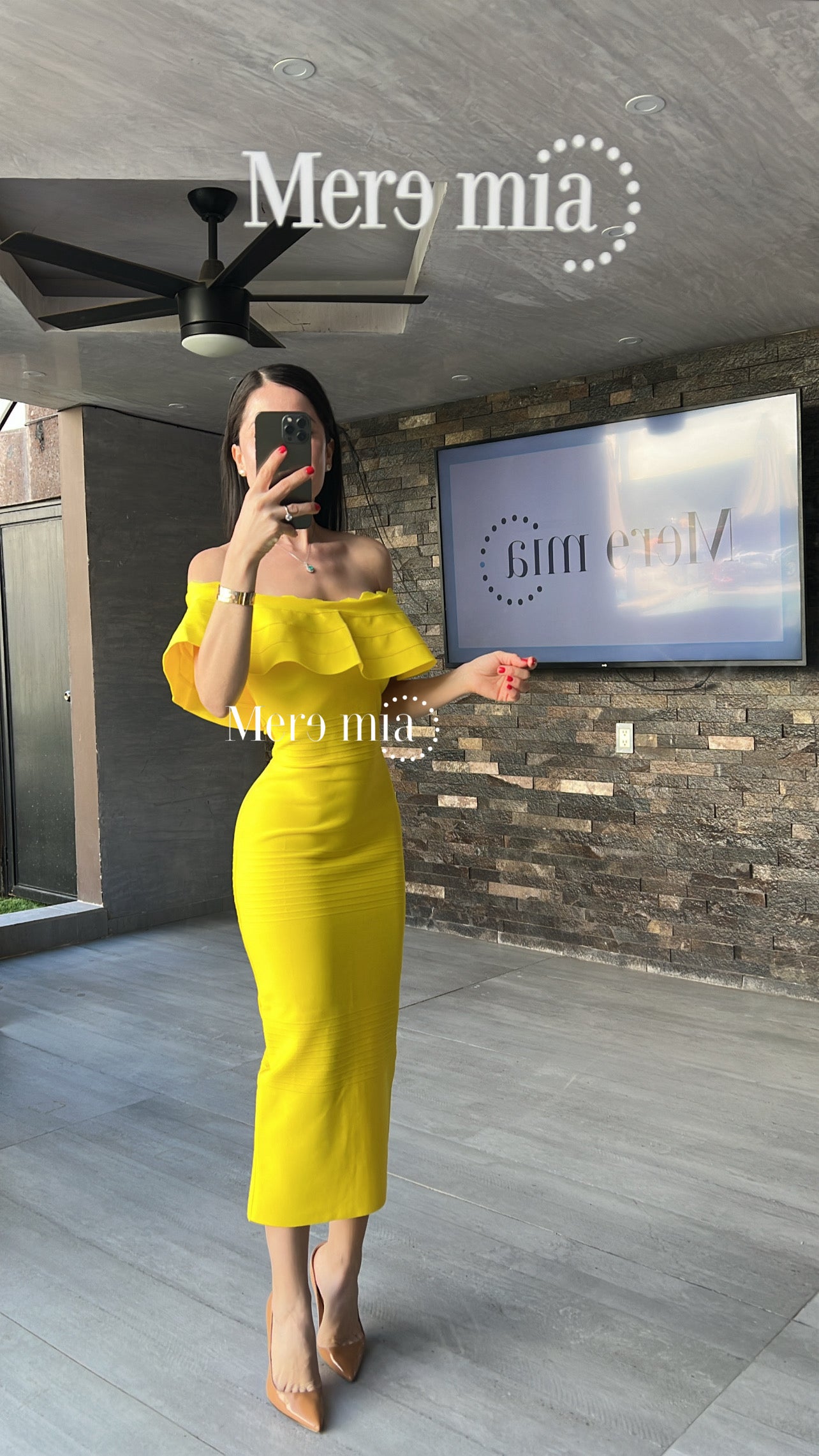 Vestido olan Ruff hombros