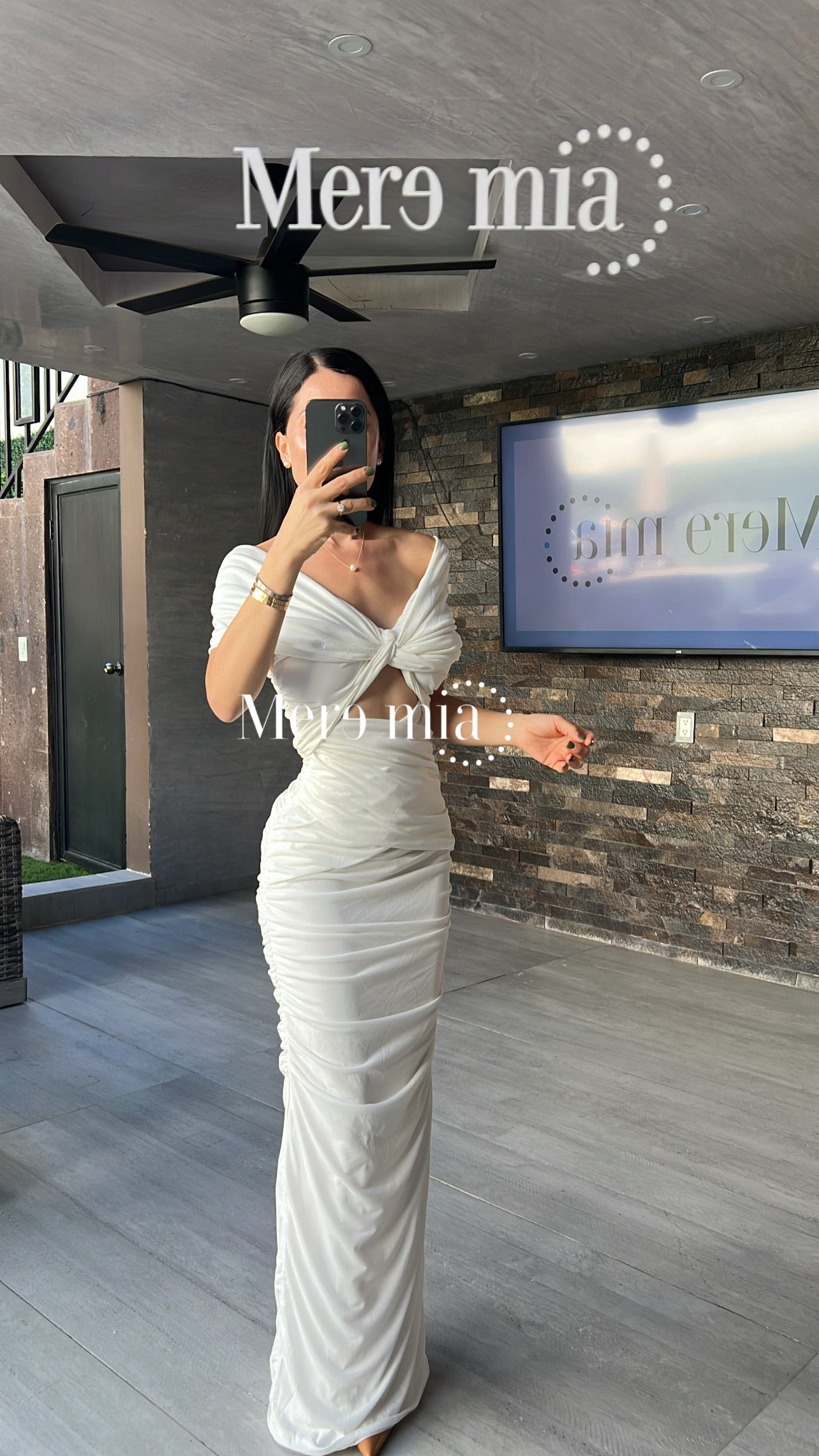 Vestido Blanco Cut-Out y Escote Cruzado