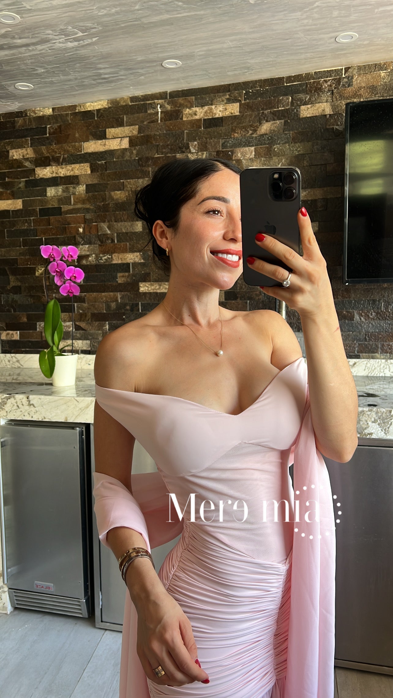 Vestido bardot plisado malla