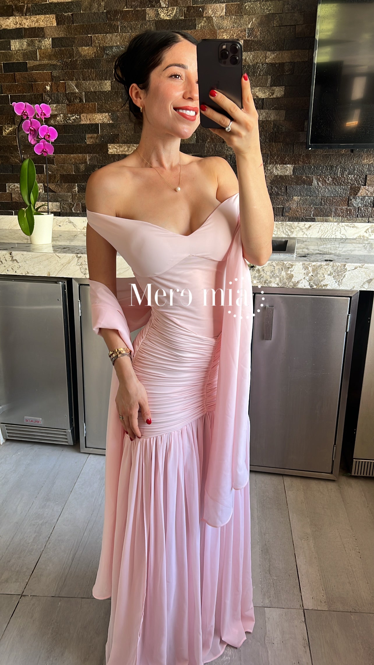 Vestido bardot plisado malla