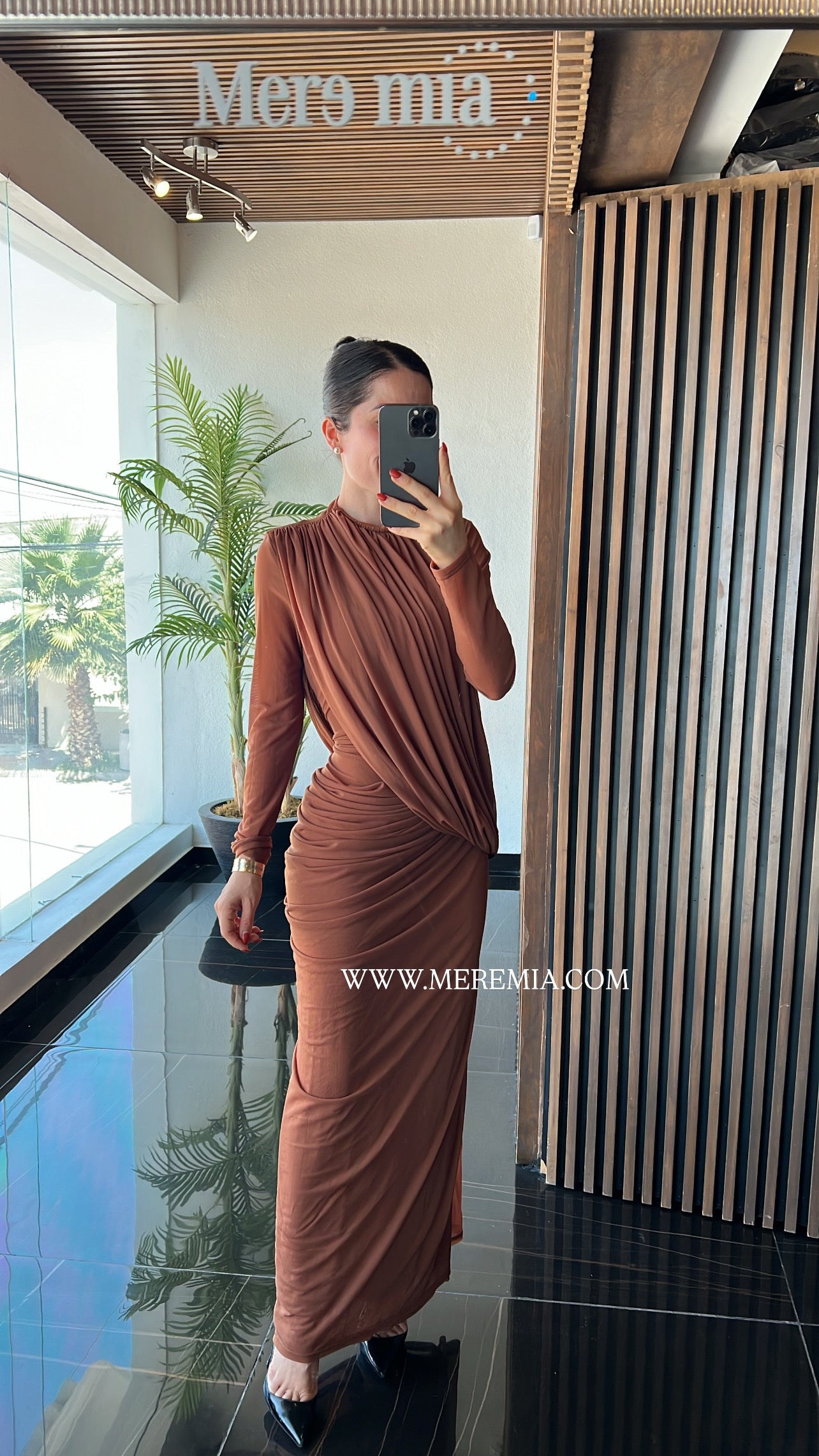 Vestido estola plisada