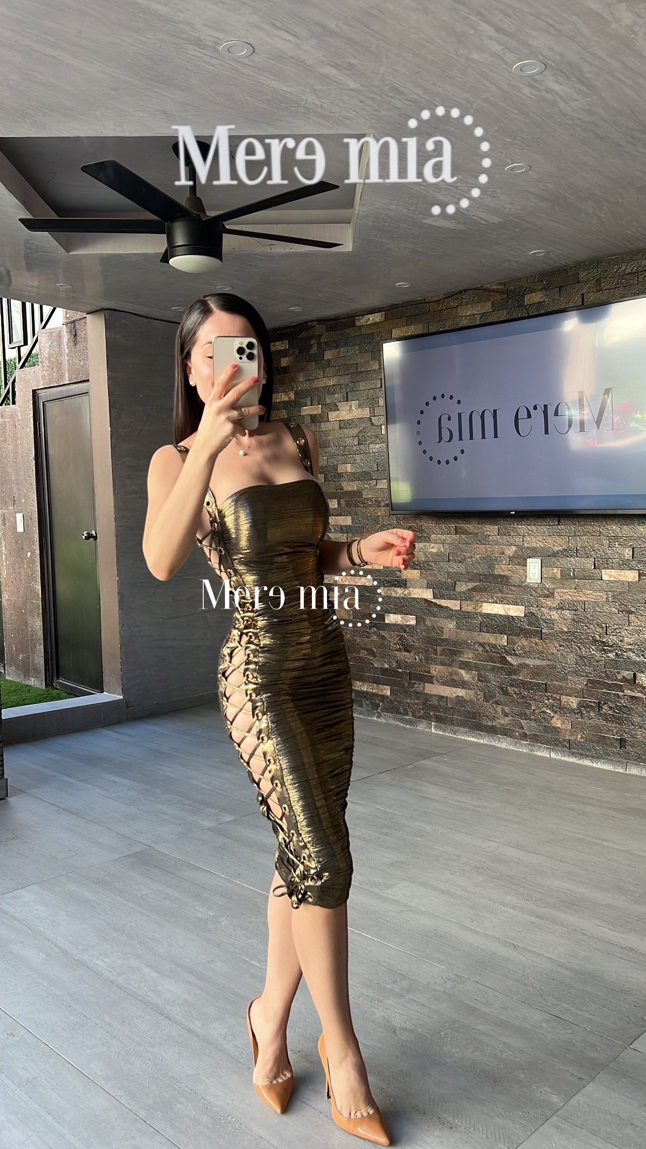 Vestido bronce metalico