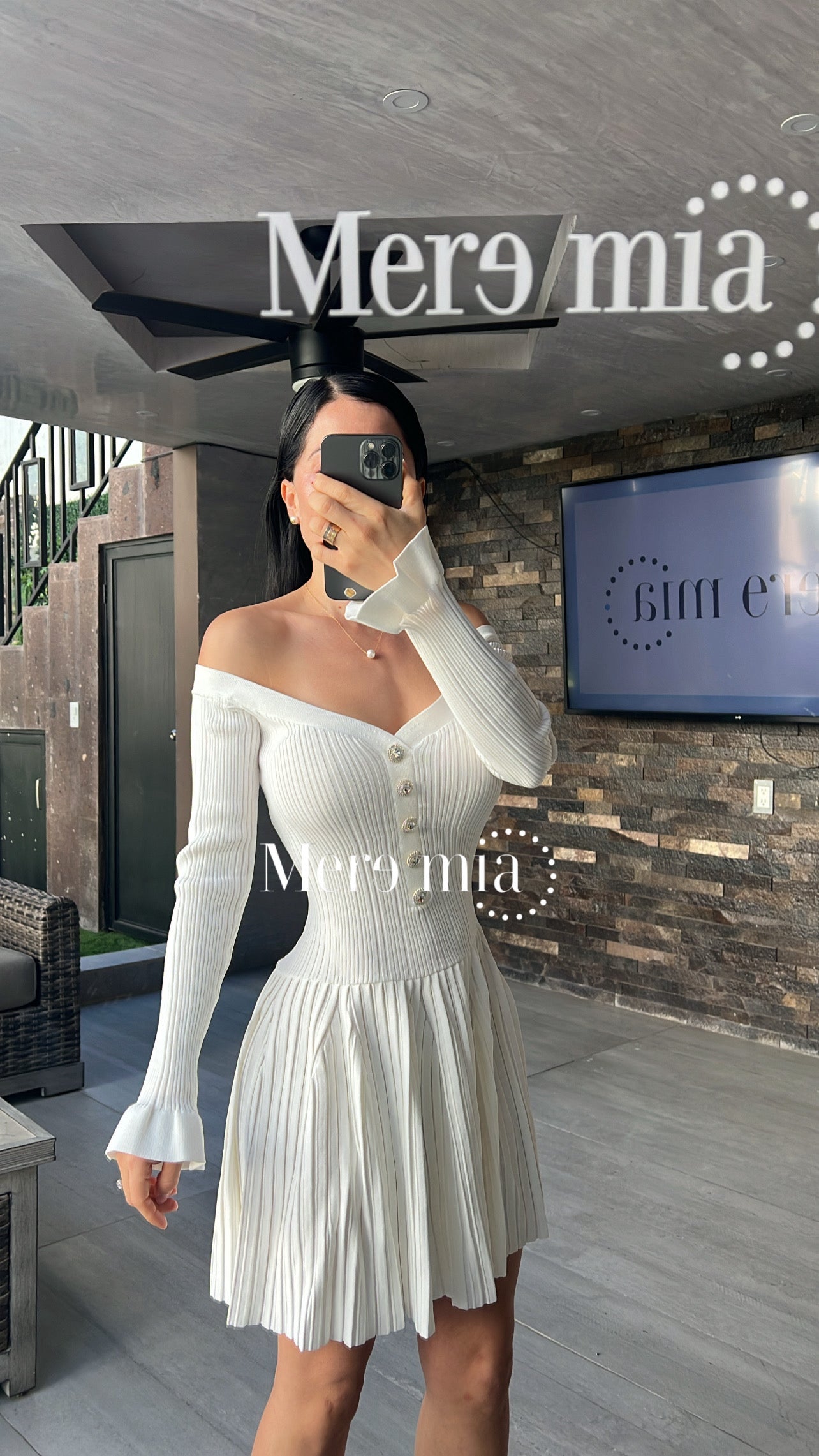 Vestido blanco rayado olanes