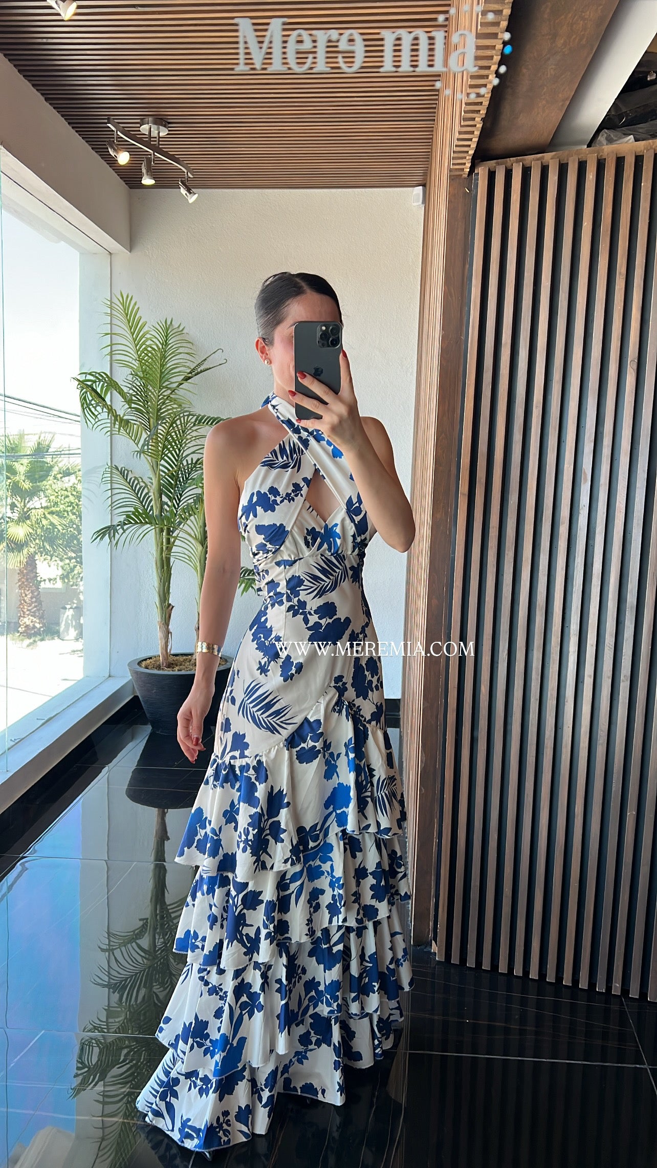 Vestido blanco flores olanes