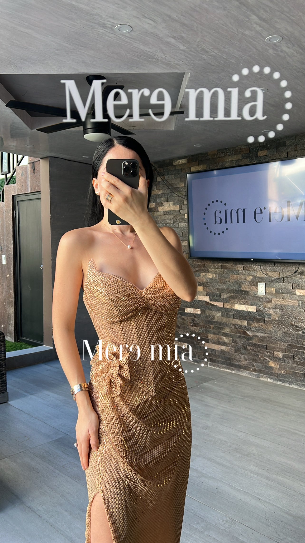 Vestido puntos cobre