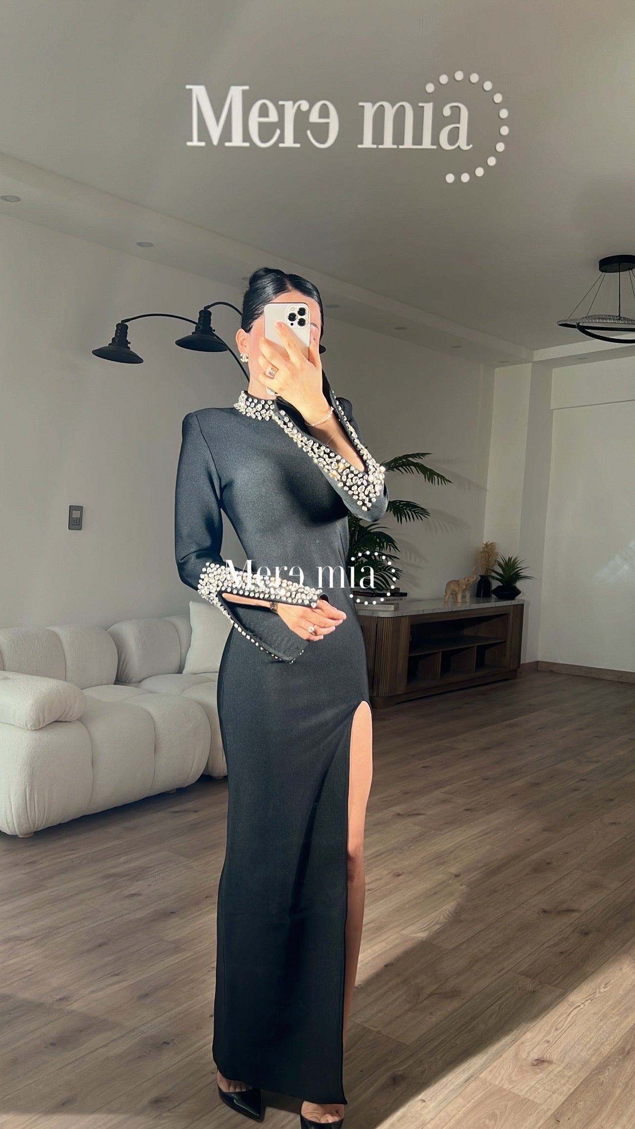 Vestido negro cuello per