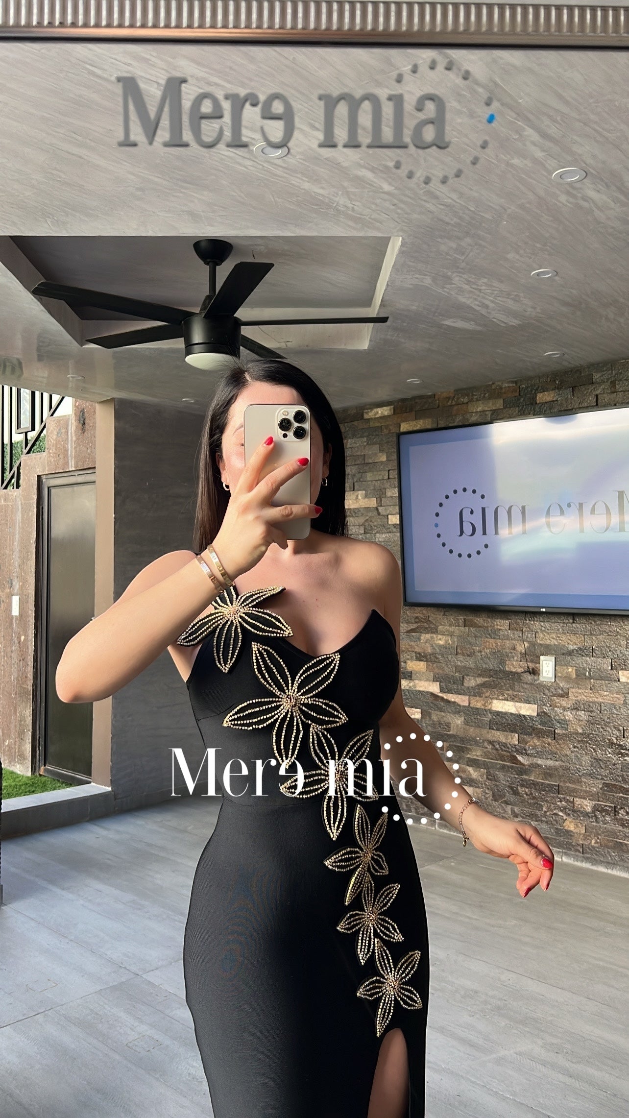 Vestido negro flores apl