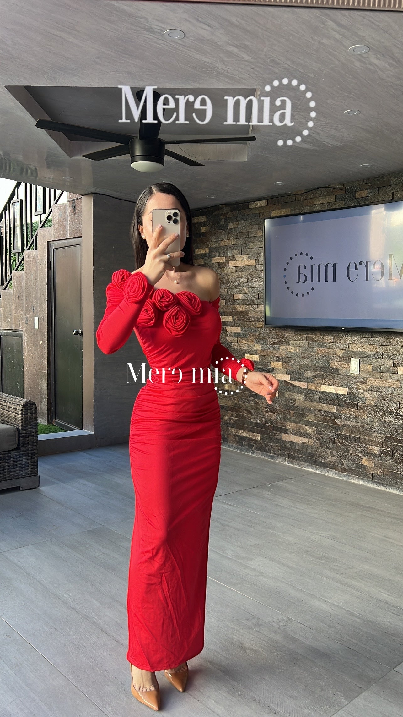 Vestido rojo flores plisado