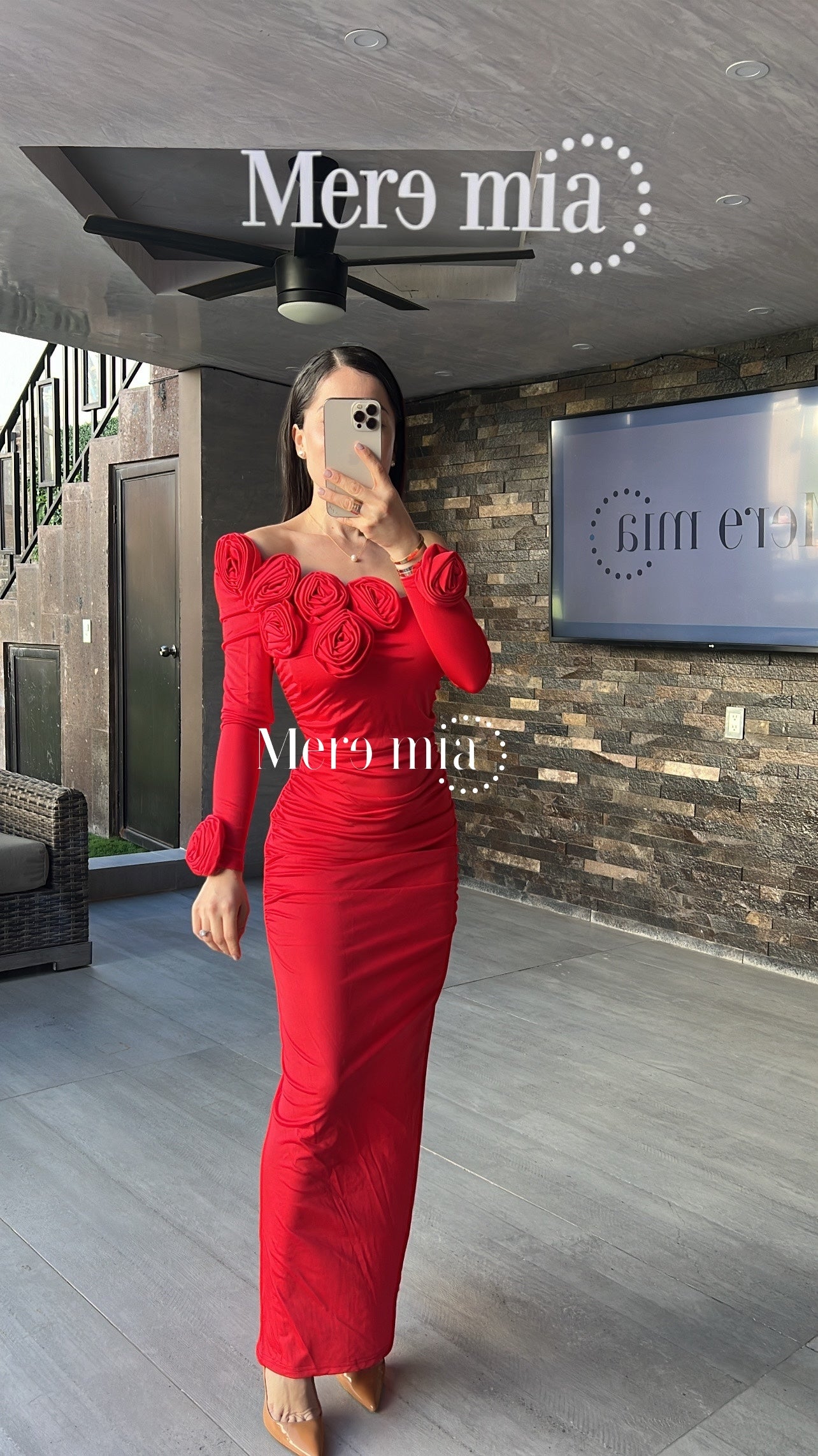 Vestido rojo flores plisado