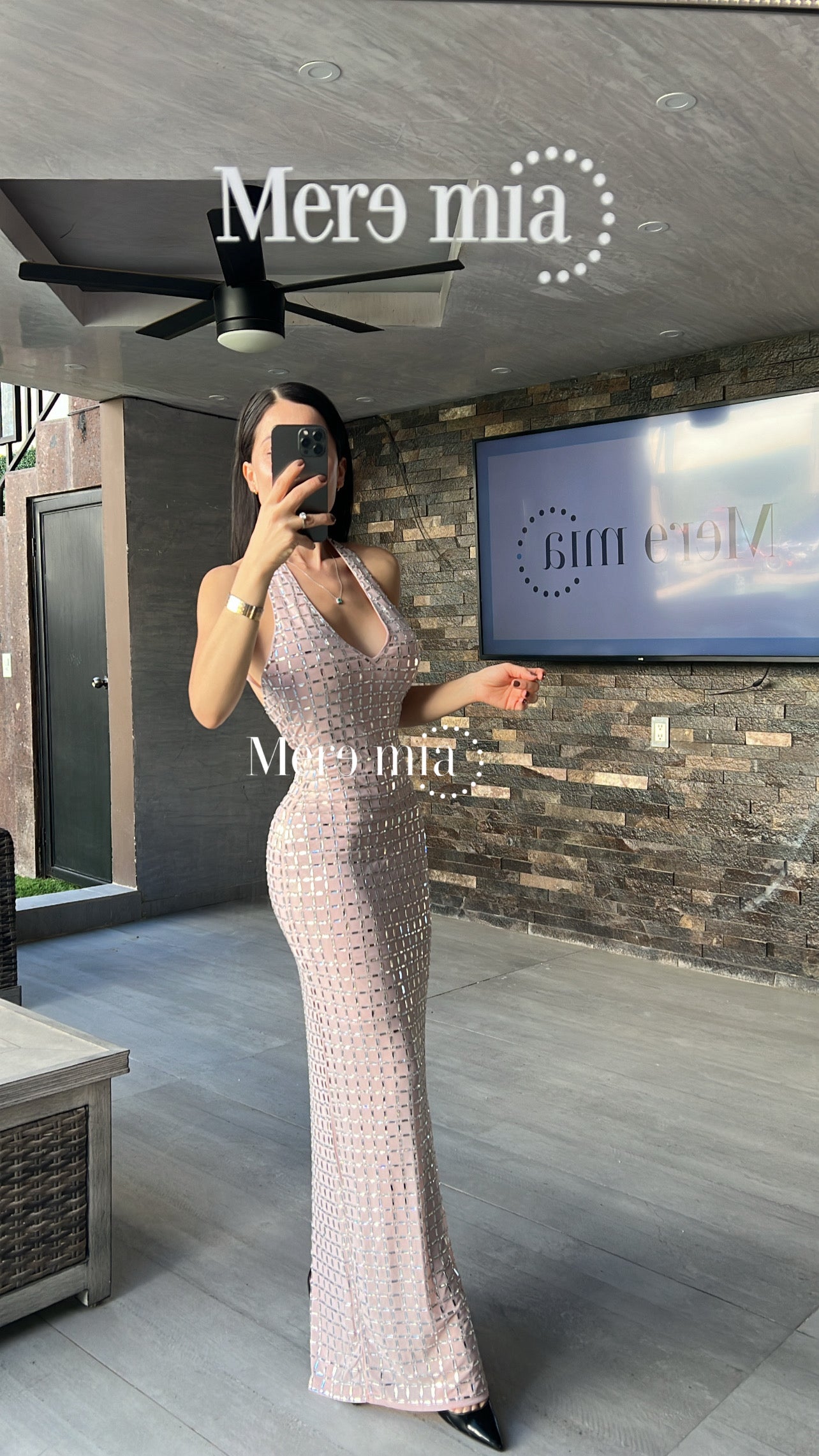 Vestido rosa halter cuad