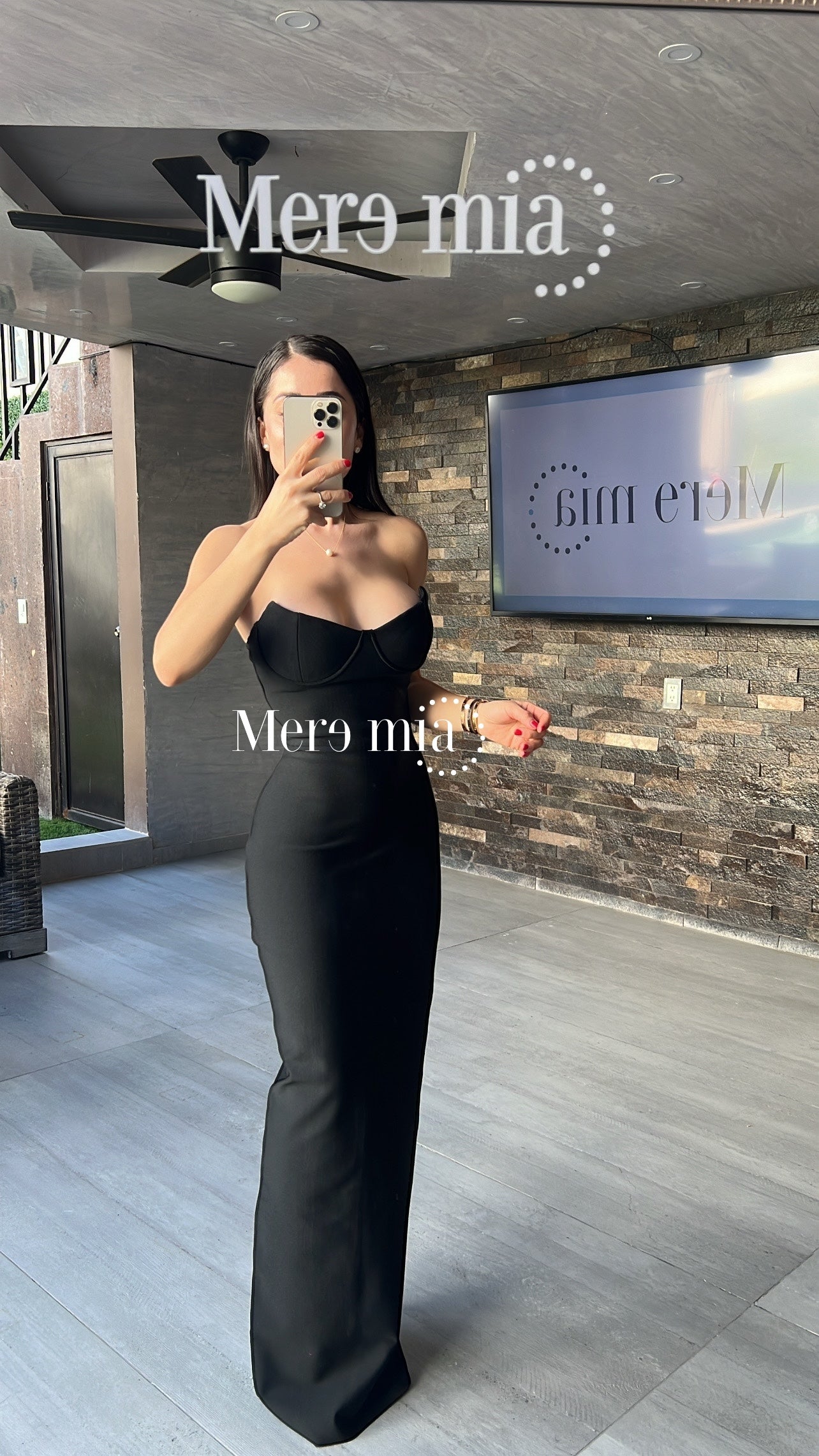 Vestido negro copas strapp