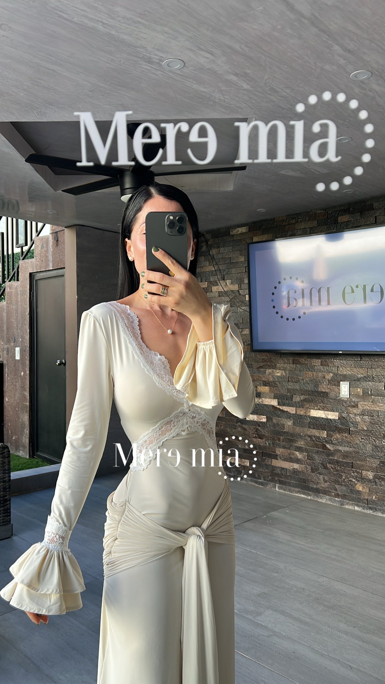 Vestido nudo encaje