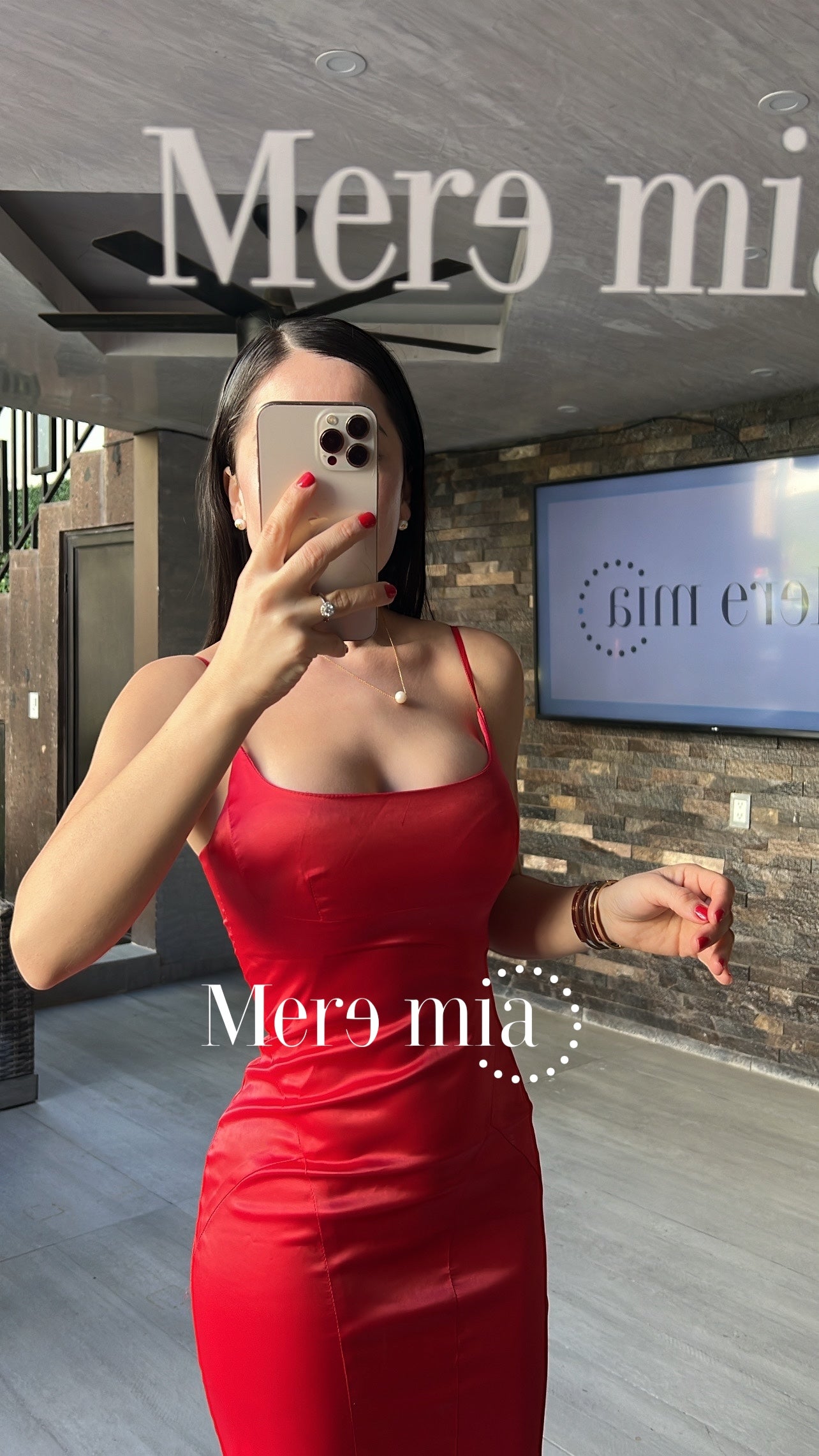 Vestido rojo sat plumas ab