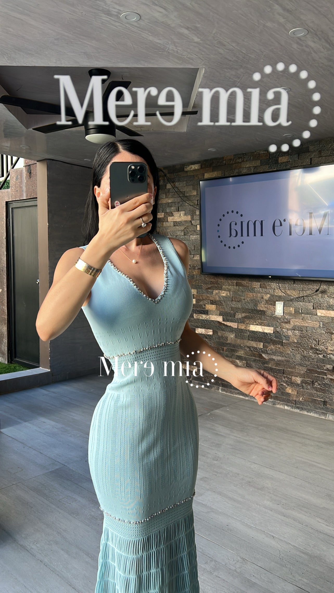 Vestido escote v