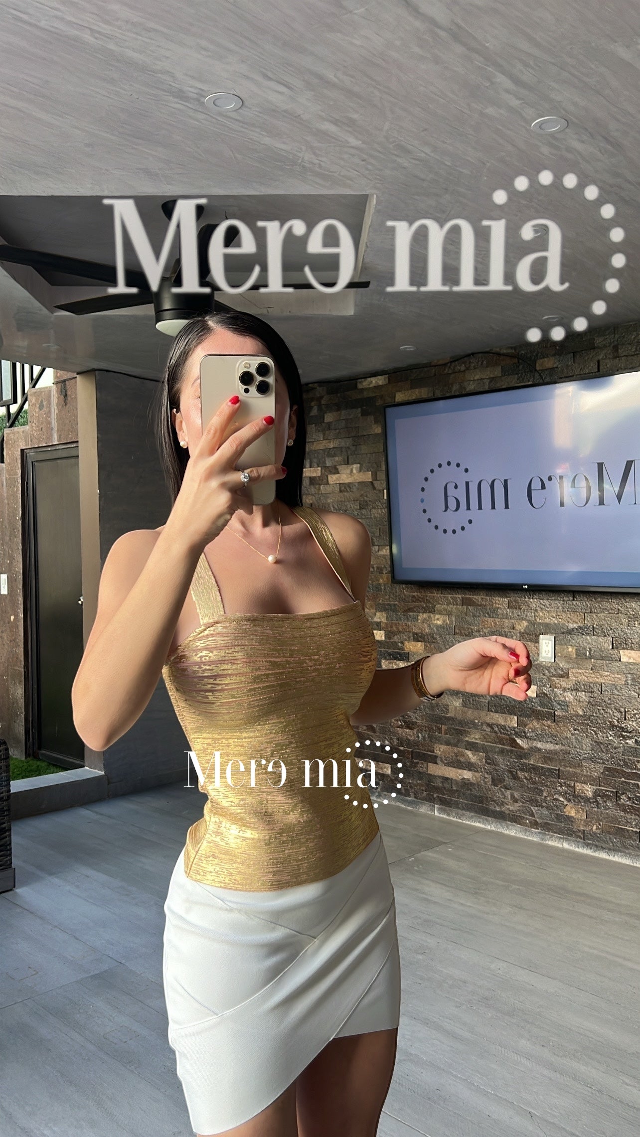 Blusa dorada