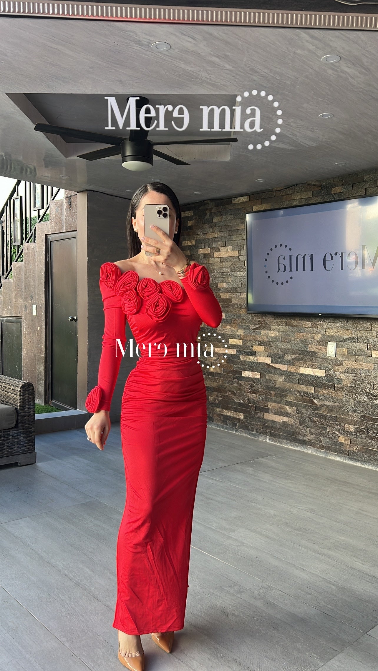 Vestido rojo flores plisado