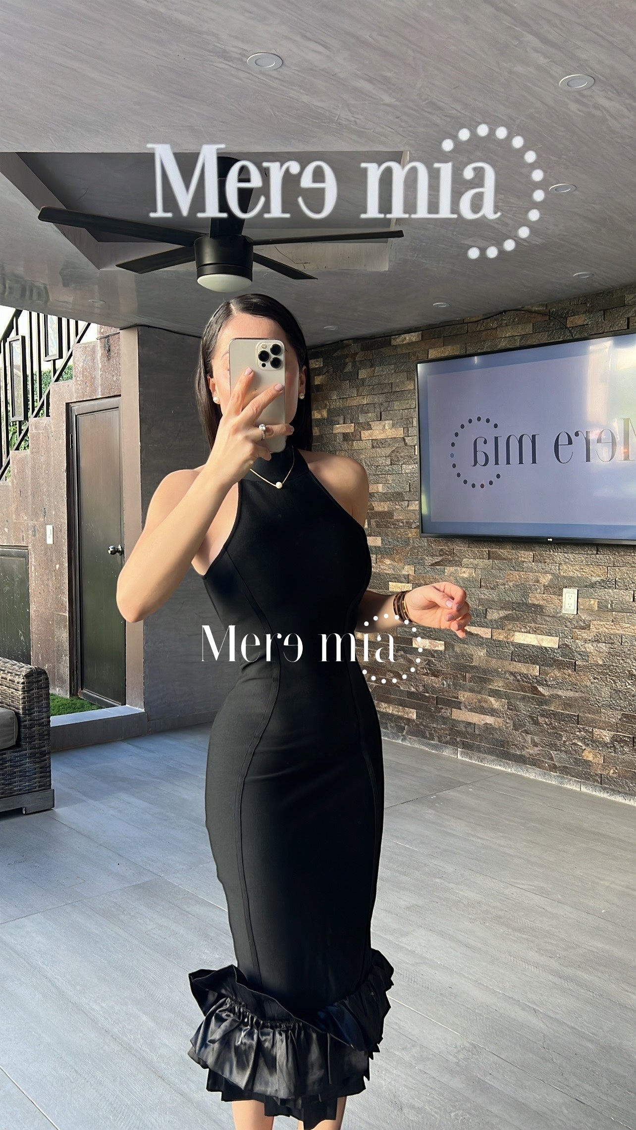 Vestido negro bandage escar