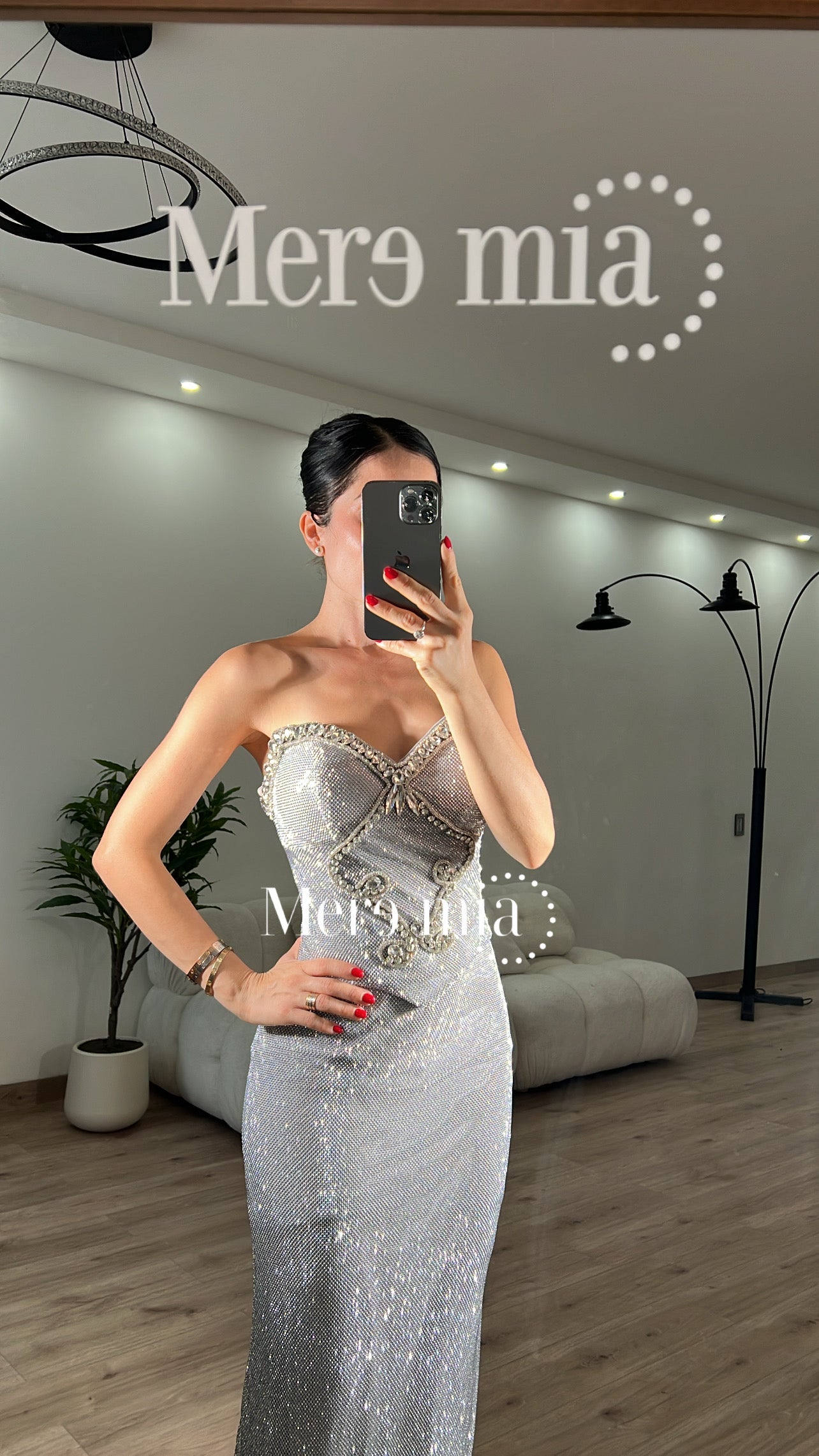 Vestido brilloso plateado