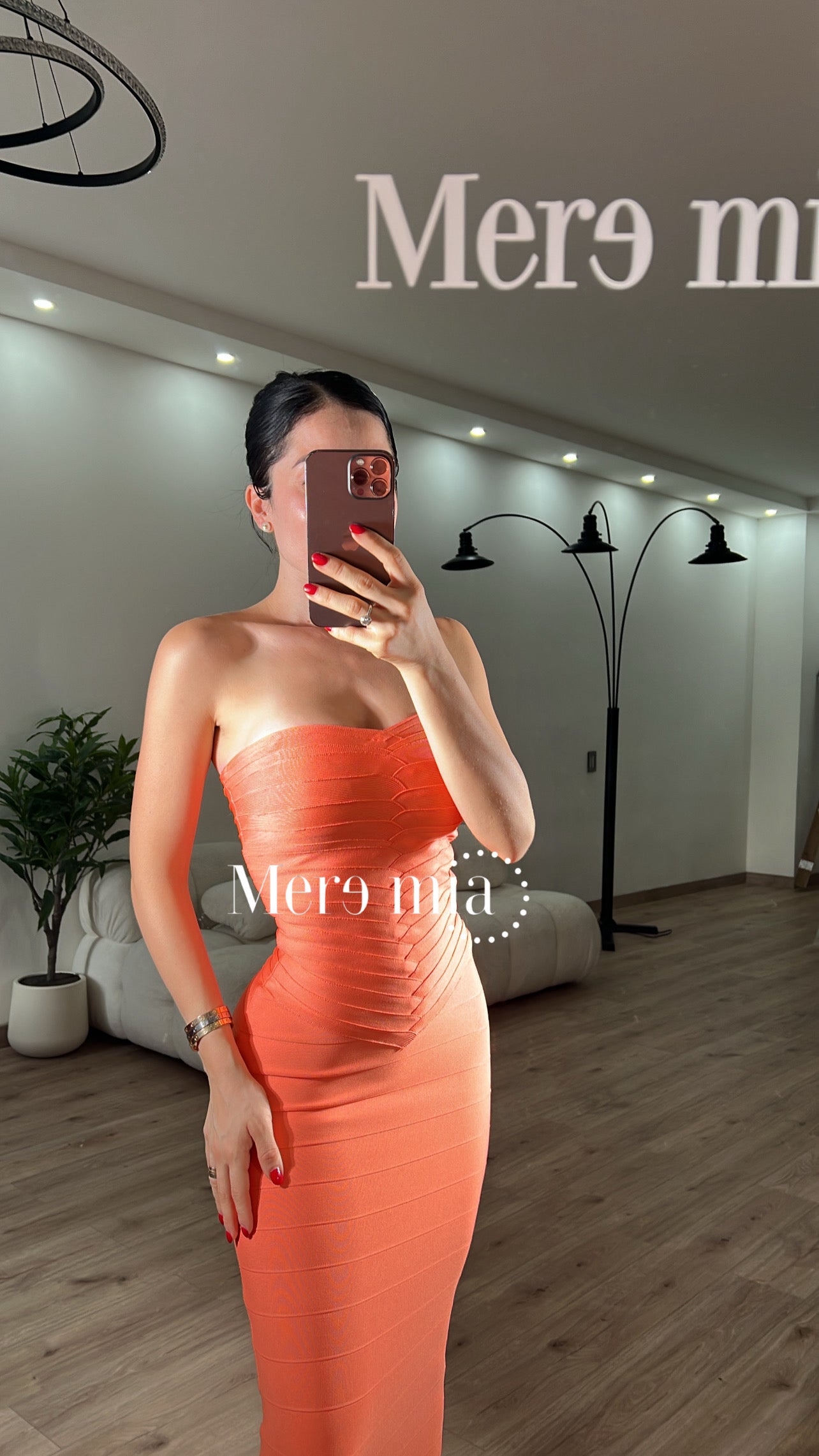 Vestido tiras fruncido largo