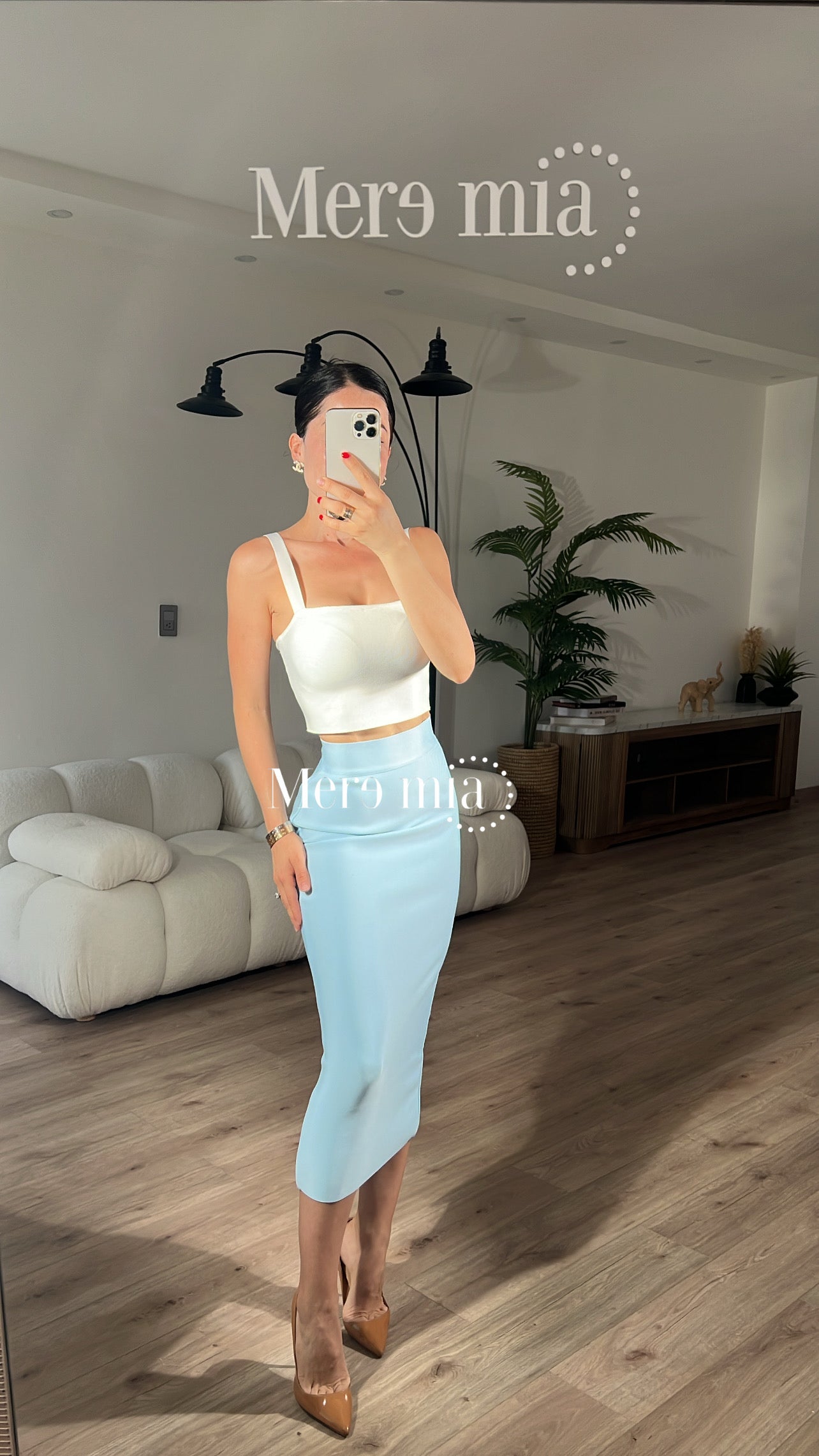 Falda azul midi