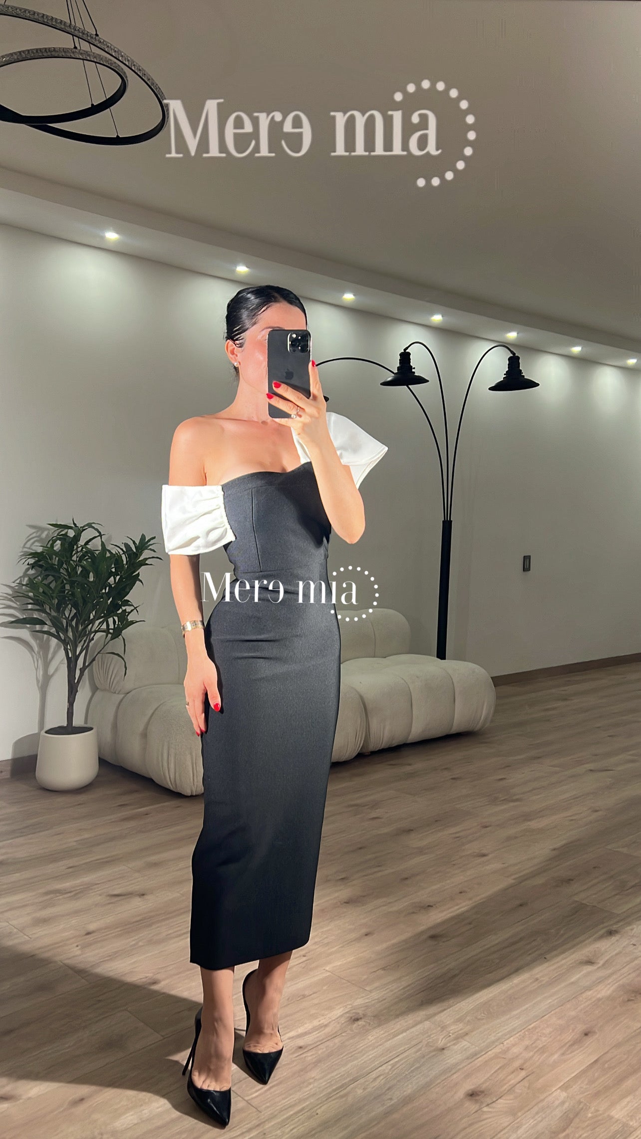 Vestido negro escarola hombros