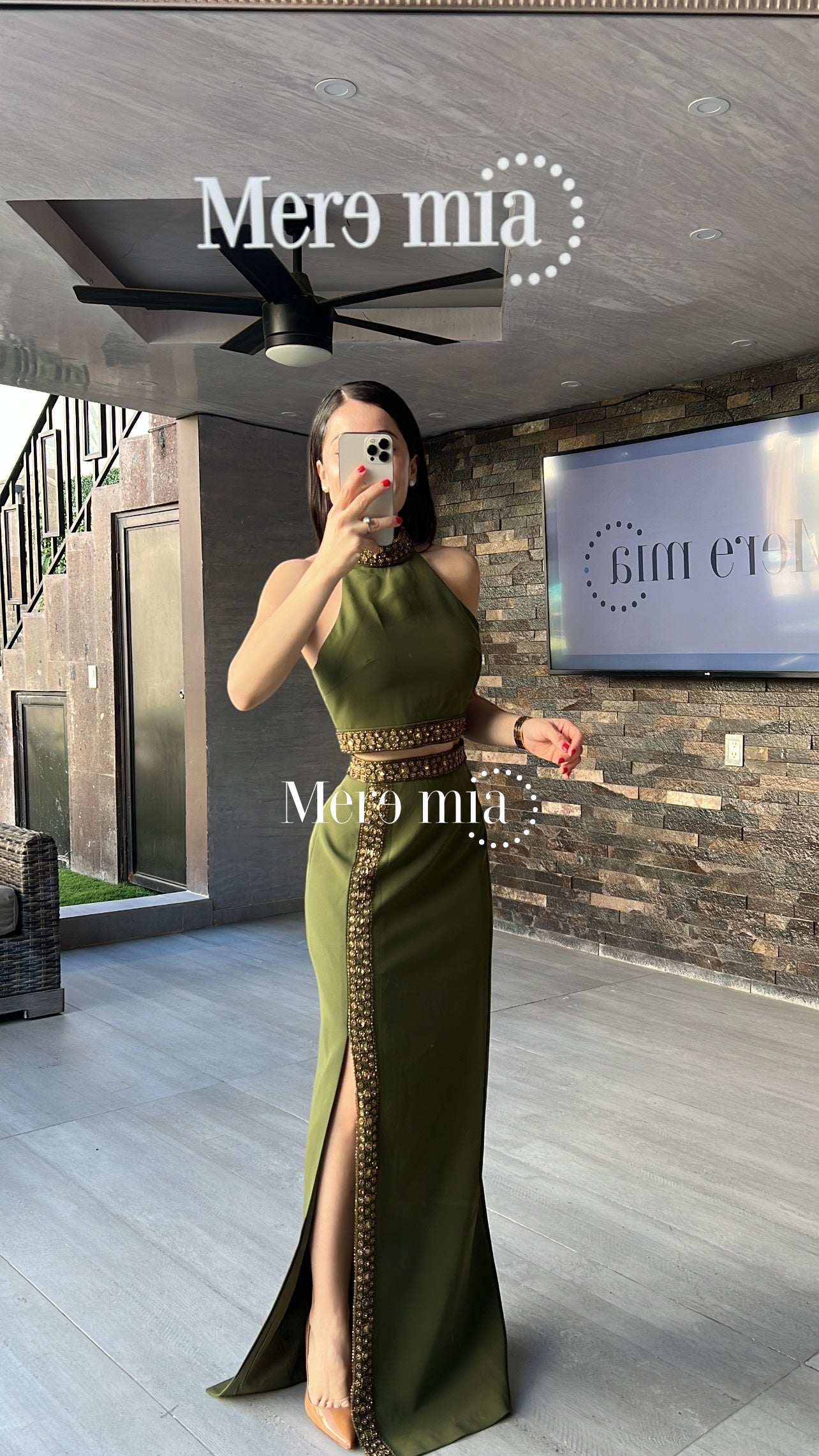 Conjunto verde cuello apl