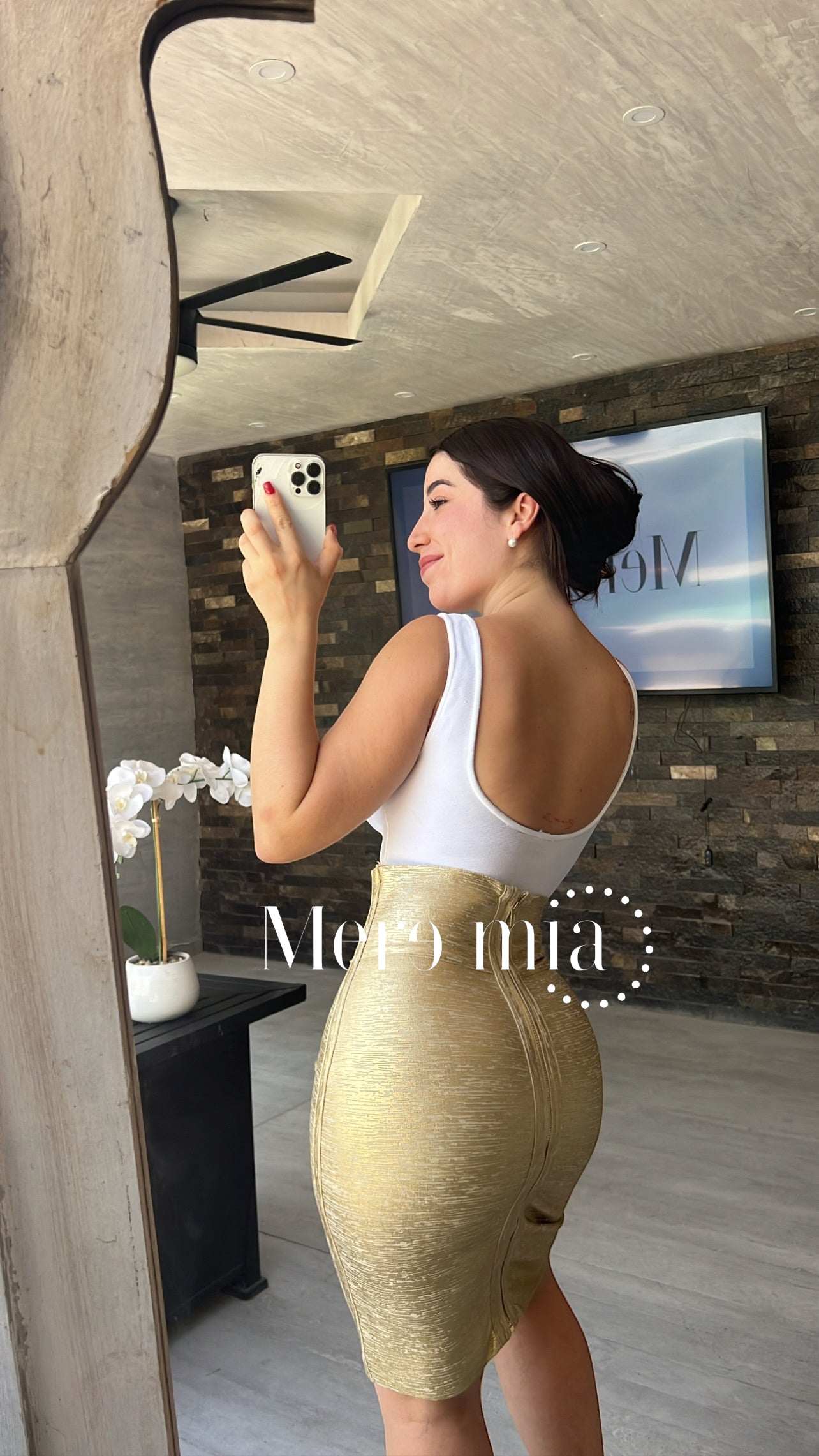 Falda metálica